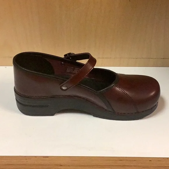 Dansko Marcelle Cabrio Cordovan - Picture 3 of 5